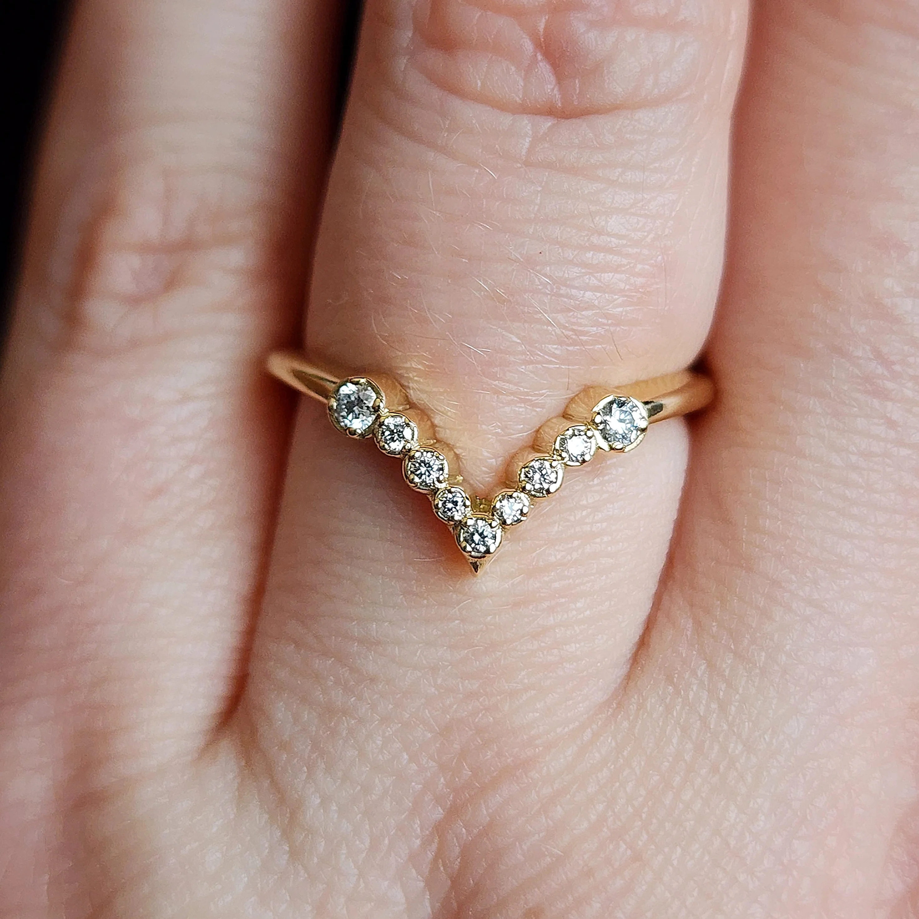 14k Gold Diamond Wishbone Wedding Ring Pointed Chevron Stacking Side Band - Image 8
