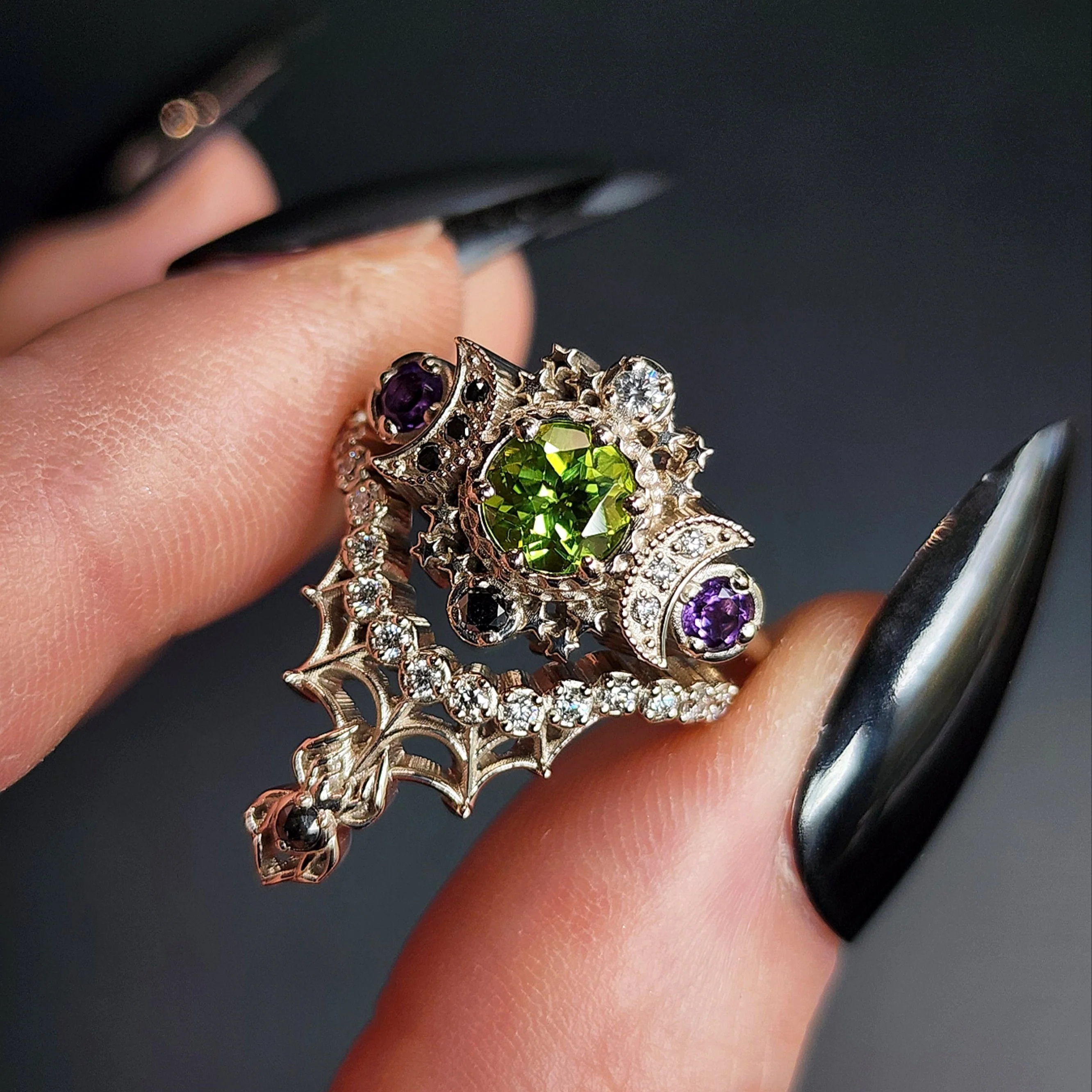 Juice of the Beetle - Peridot & Amethyst Spider Web Wedding Ring Set 14k Palladium White Gold - Black & White Diamond Gothic Engagement Ring - Image 6
