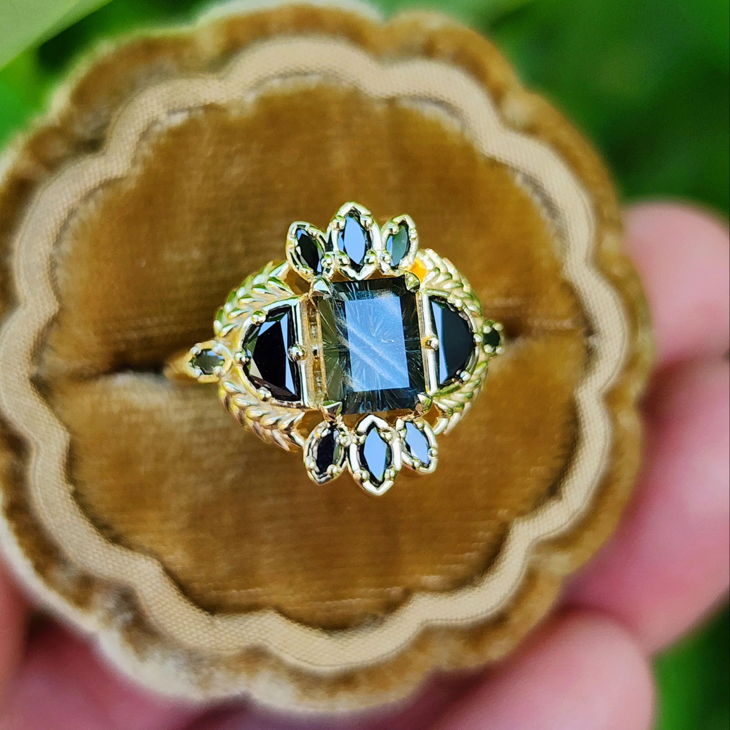 Ready to Ship 5-7 1.75ct Natural Kenyan Sapphire Fantasy Emerald Cut Demeter Ring 14k Yellow Gold - Image 4