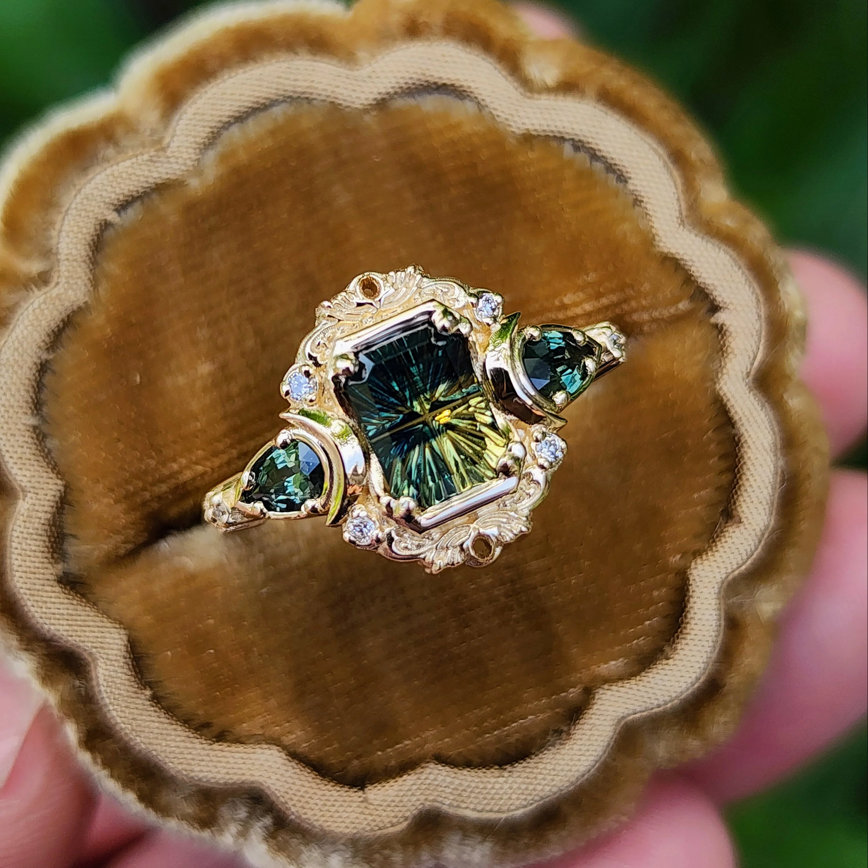 Ready to Ship 6-8 1.28ct Natural Australian Parti Sapphire Fantasy Radiant Cut Moonlight Odette 14k Yellow Gold - Image 5