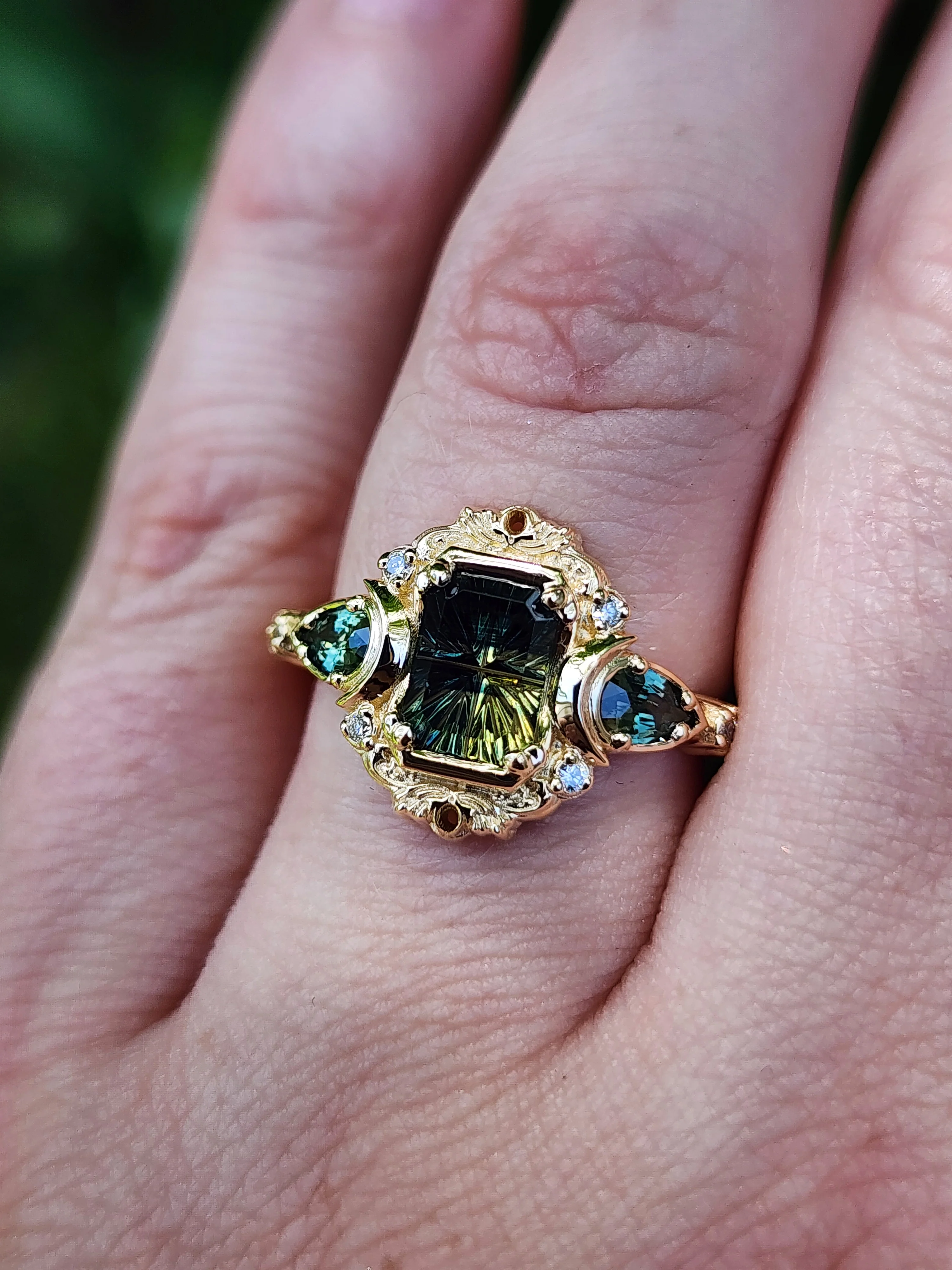 Ready to Ship 6-8 1.28ct Natural Australian Parti Sapphire Fantasy Radiant Cut Moonlight Odette 14k Yellow Gold - Image 9