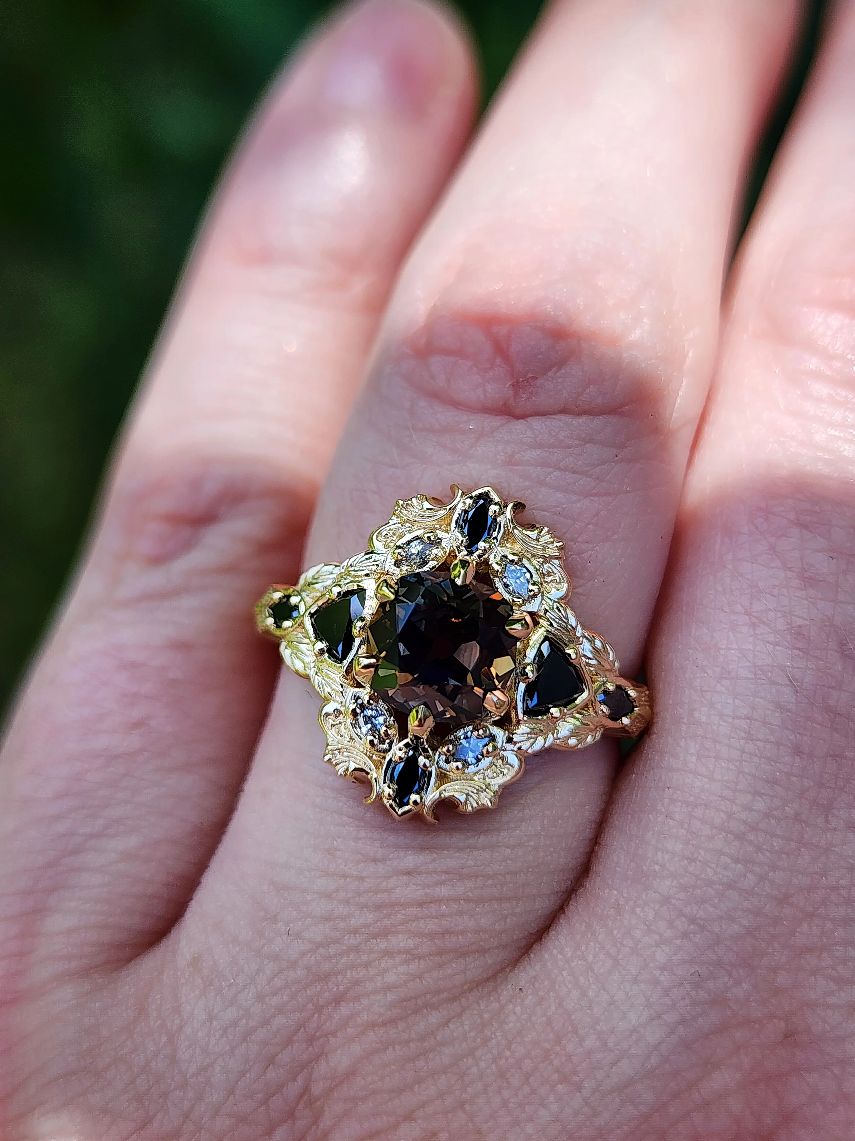 Ready to Ship 6-8 1.76ct Old European Cut Cushion Montana Sapphire Athena Ring 14k Yellow Gold - Image 10