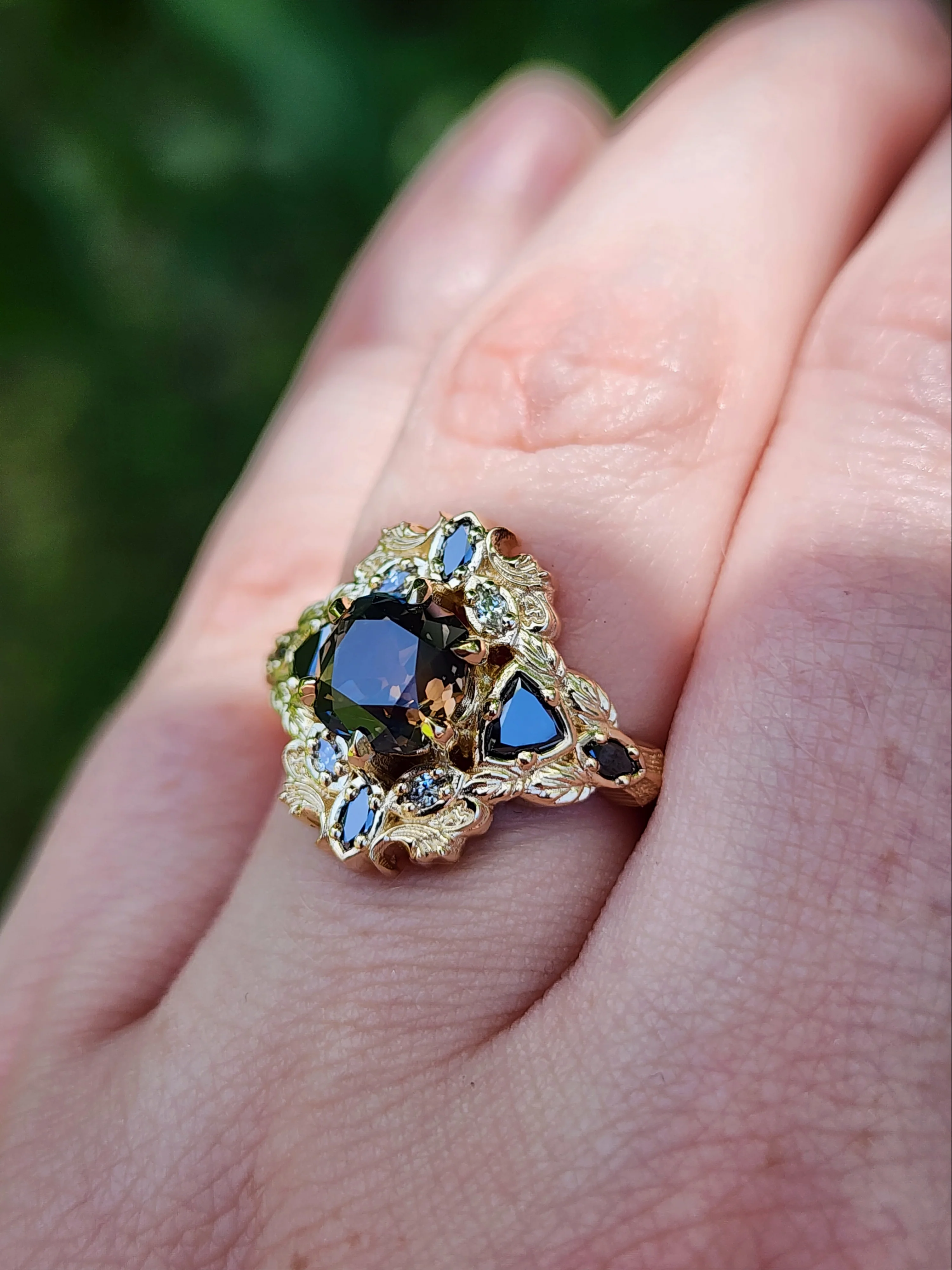 Ready to Ship 6-8 1.76ct Old European Cut Cushion Montana Sapphire Athena Ring 14k Yellow Gold - Image 11