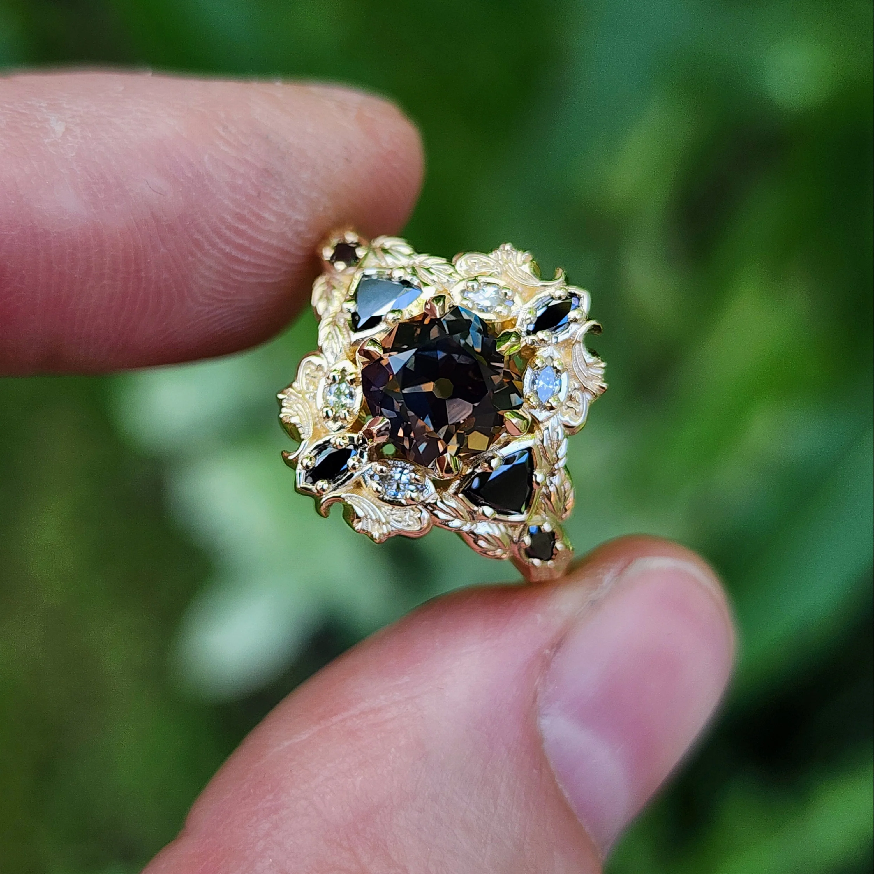Ready to Ship 6-8 1.76ct Old European Cut Cushion Montana Sapphire Athena Ring 14k Yellow Gold - Image 7