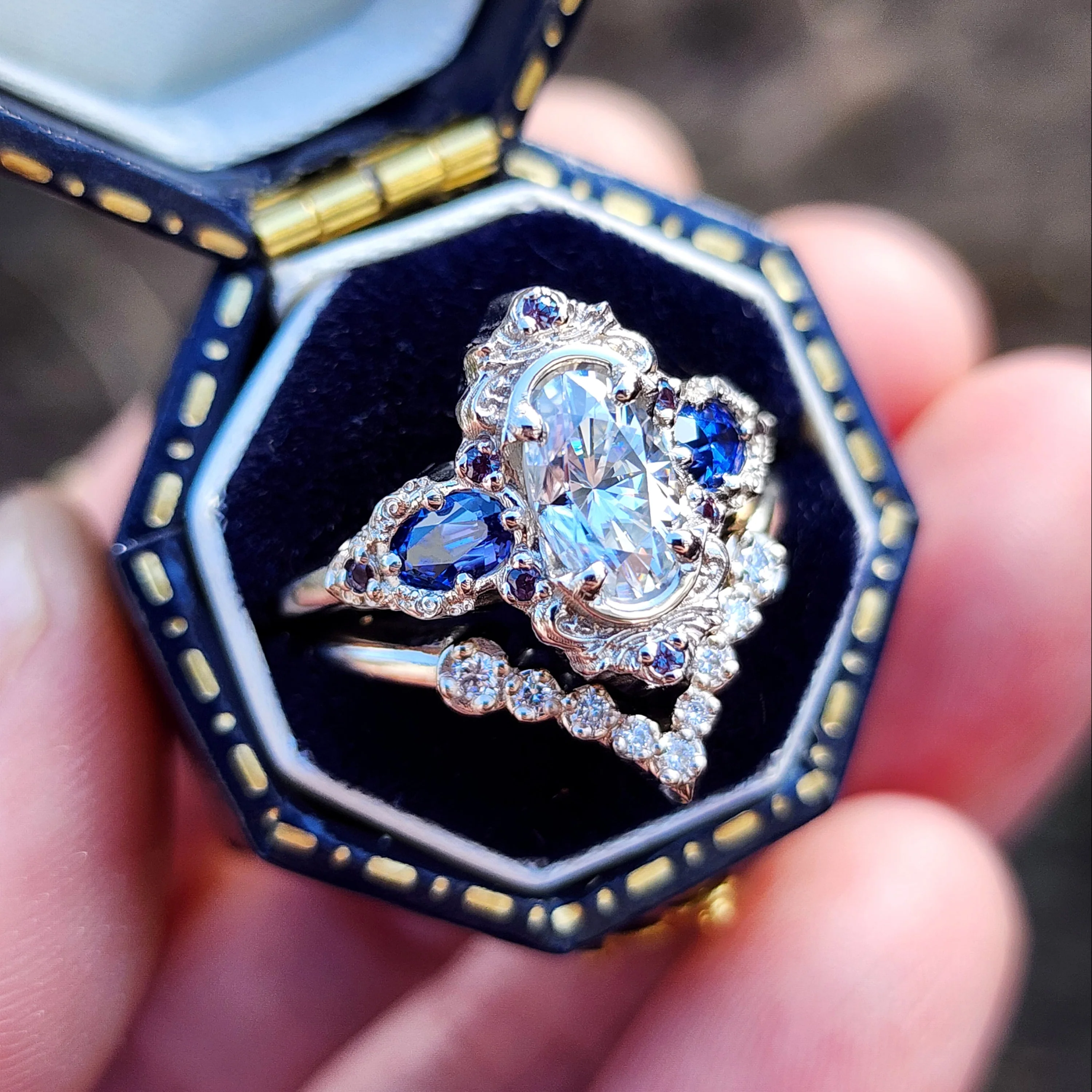Ready To Ship Size 4.5-6.5 Josephine Set with a 1.10ct Elongated Oval Moissanite and Lab Blue Oval Sapphire Sides - Image 2
