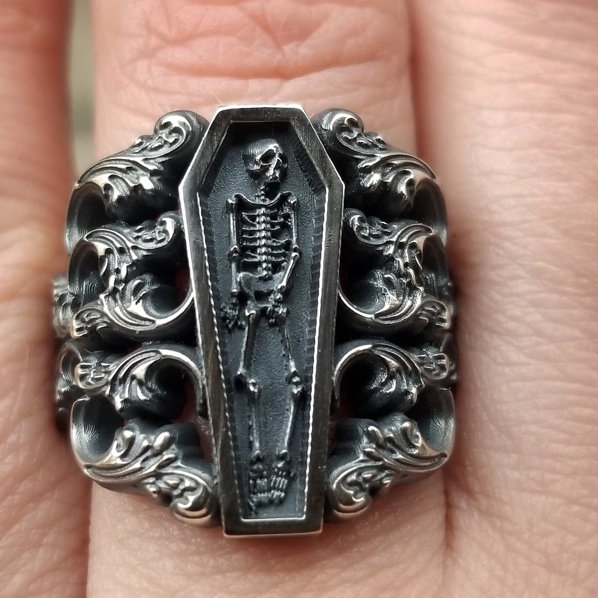Ready to Ship Size 6 - 8 - Memento Mori Ring with Baroque Silver Scrolls Skeleton Mourning Jewelry - Spooky Halloween Jewelry - Image 9