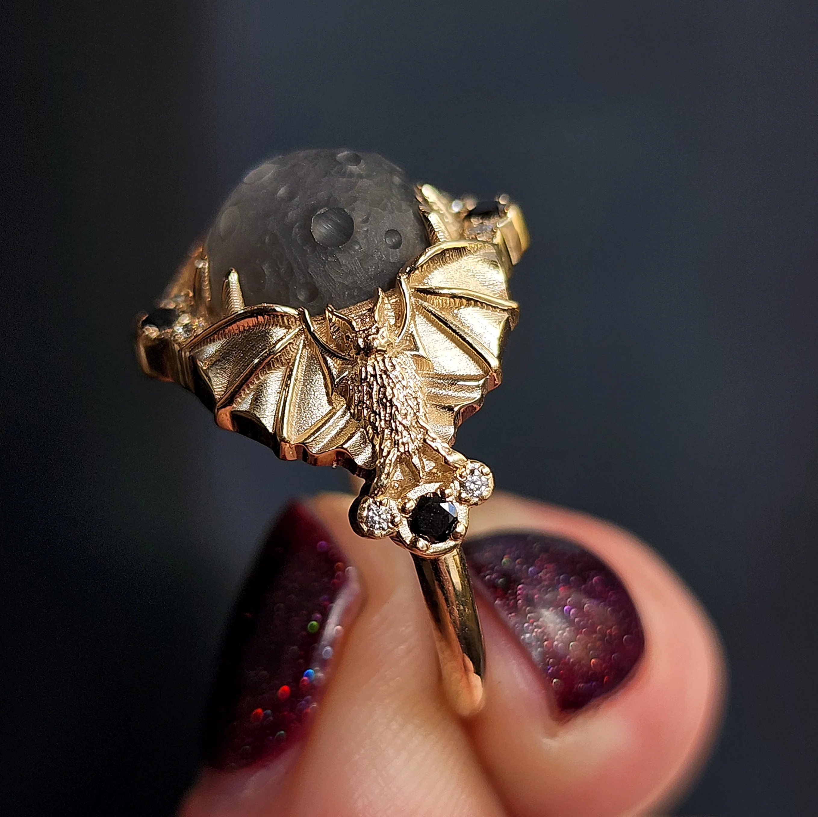 *Setting Only* Keepers of the Moon Vampire Bat Setting - Image 3