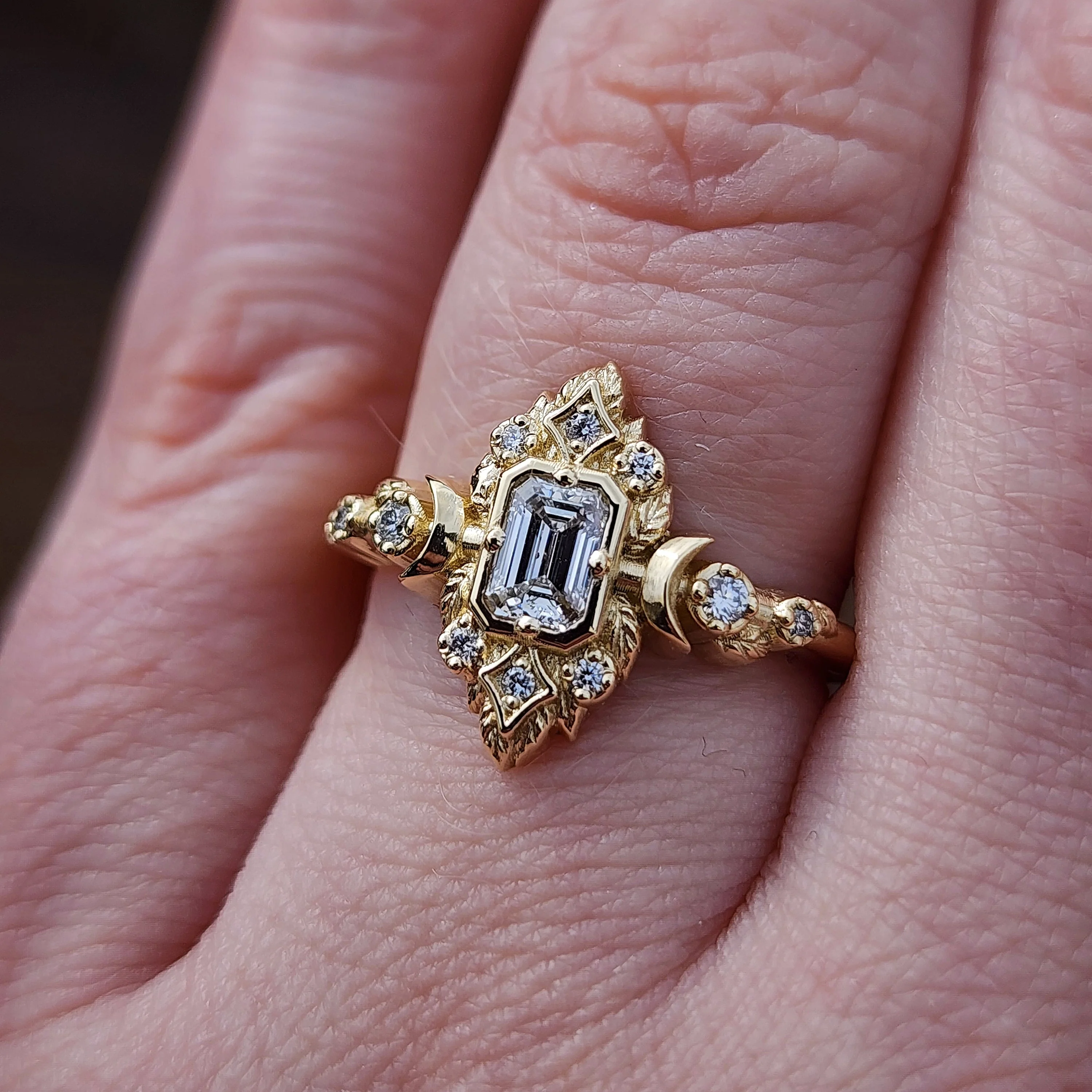 Ready to Ship Size 6 - 8 Nox Garden Emerald Cut Natural Diamond Leaf Ring - Image 10