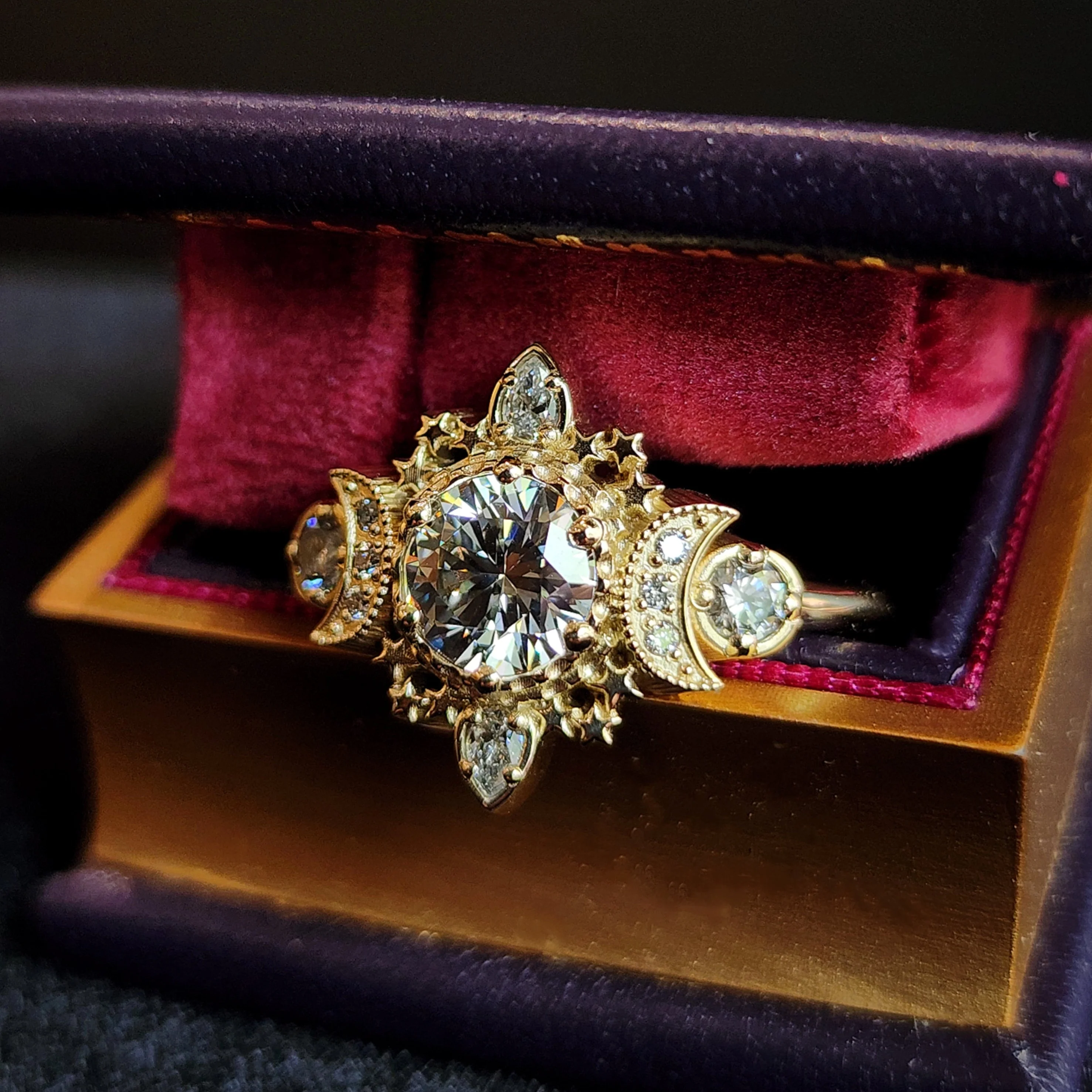 *Setting Only* Sparkling Cosmos for Build your Own Ring with Lab White Diamond Sides