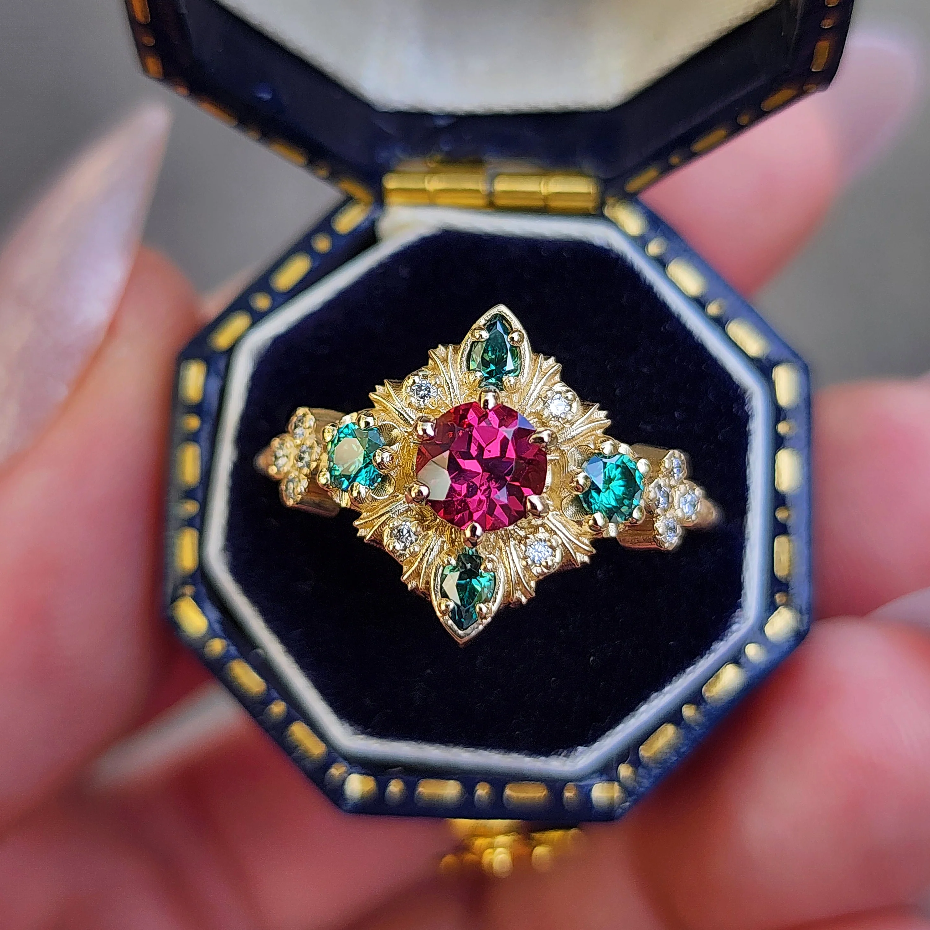 Thorn Haven Rhodolite Garnet Ring - Nature Inspired with Green Moissanite - Image 7