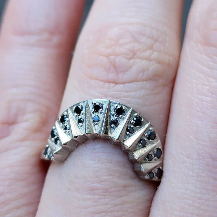 Short Sunrise Ring Wedding Band with Sun Rays and Diamonds - Modern Fine Jewelry - Black or White Diamonds - Stacking Gold Ring Celestial - Image 4